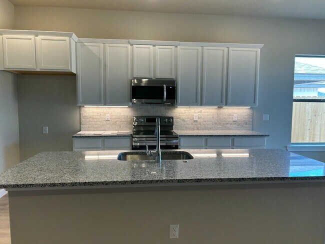 Building Photo - 3602 Urbana Pl