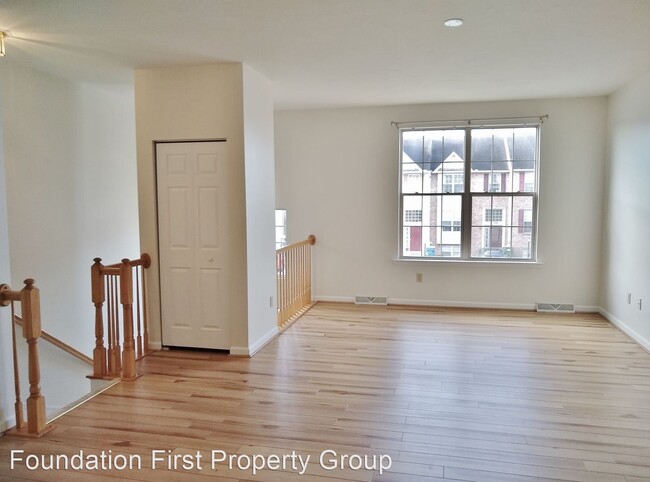 Building Photo - 3 br, 2.5 bath House - 1283 Wanda Drive