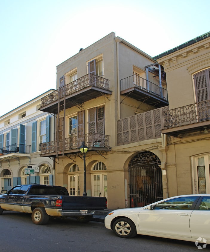 Building Photo - 632 Toulouse St