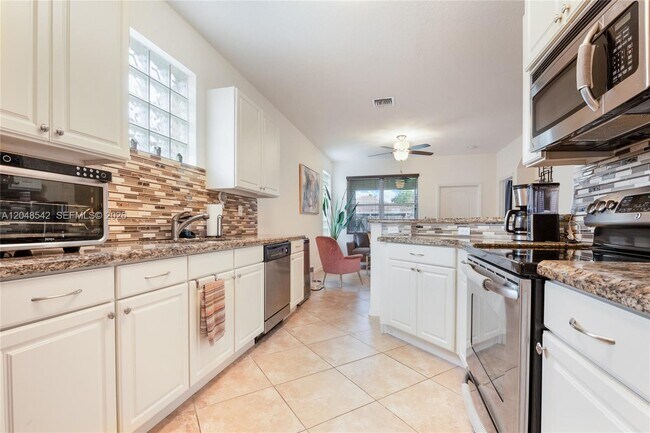Foto del edificio - 21471 SW 89th Ct