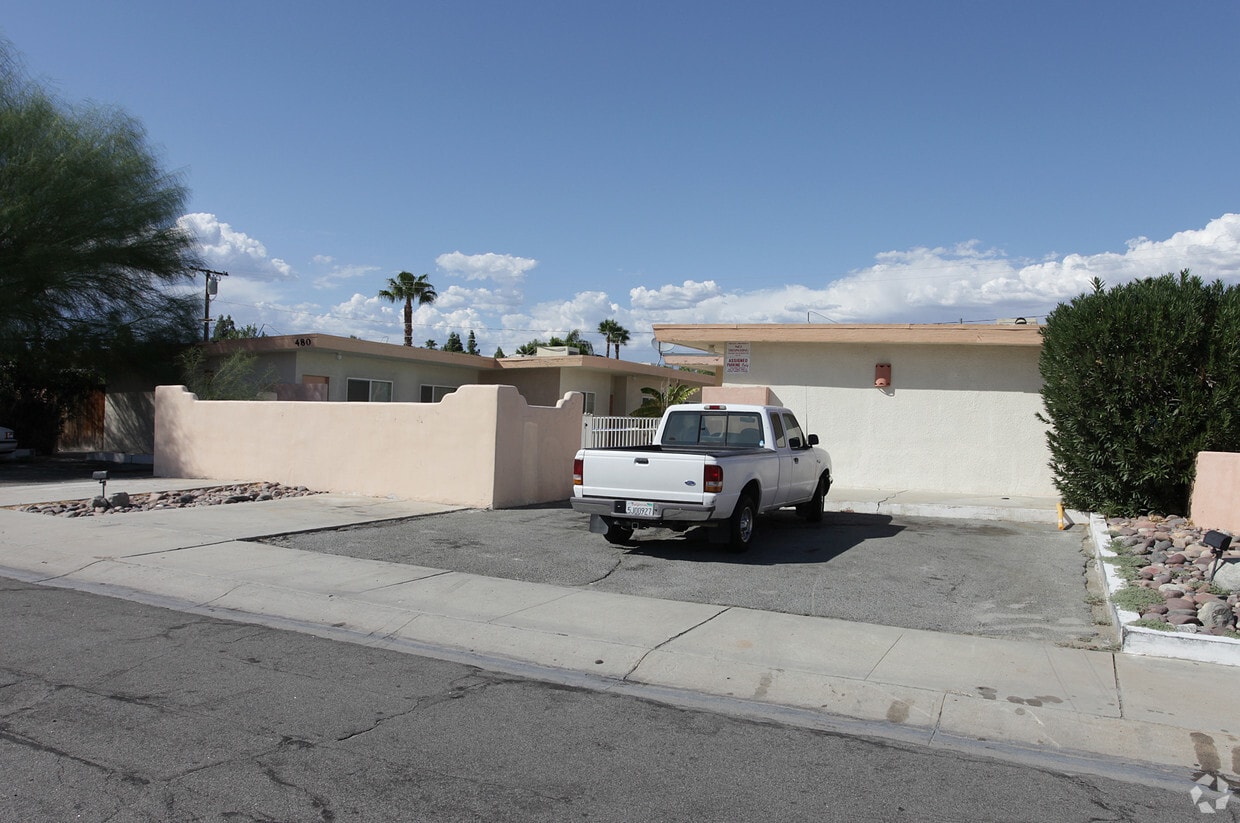 Primary Photo - Yorba Apartments