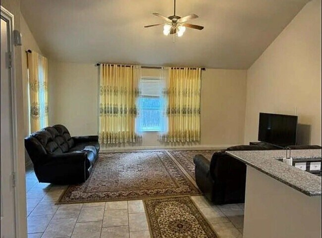 Foto del edificio - 3407 Coopers Ridge Way