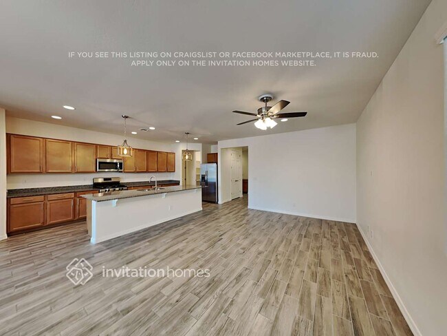Building Photo - 2210 W Emrie Ave
