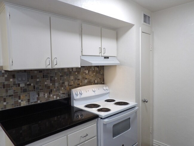 Foto del edificio - 4431 Travis St
