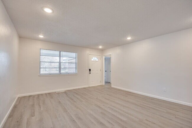 Foto del edificio - 1452 NW 91st St