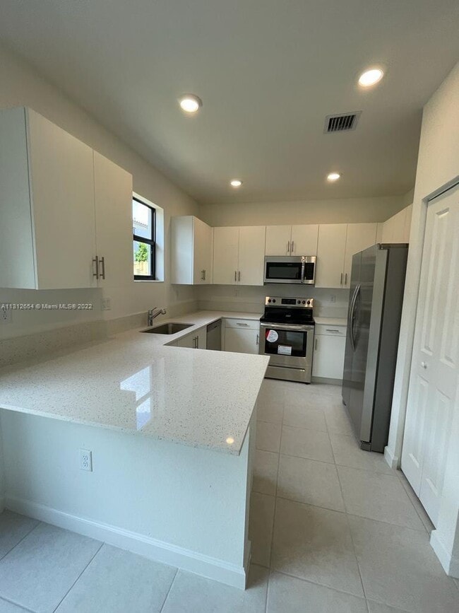 Building Photo - 24632 SW 119th Pl