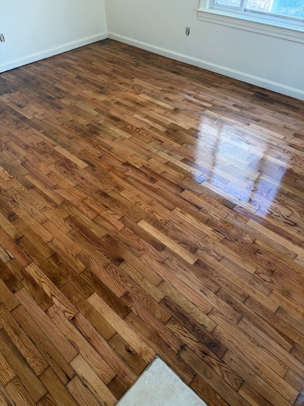 Building Photo - 614 Woodbury Ave