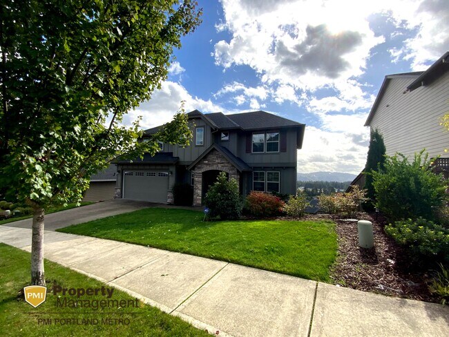 Home with View - 14526 SE Lyon Ct
