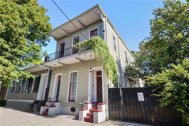 Primary Photo - 711 Kerlerec St