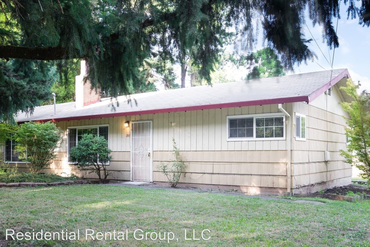 Primary Photo - 720-720 NE 69th Ave