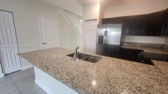 Foto del edificio - 11523 SW 248th Ln