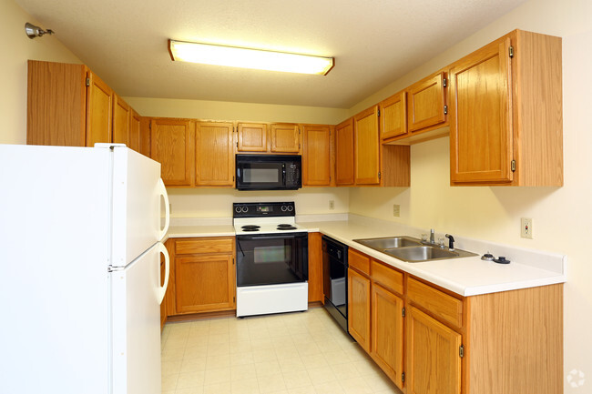 Kitchen - Brookfield Apartments