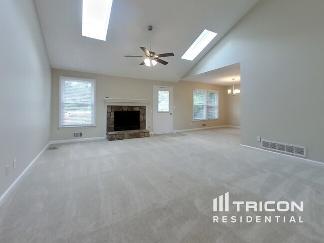 Foto del edificio - 705 Brook Cove