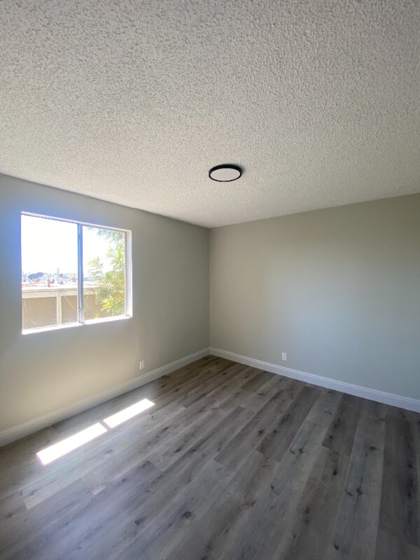 Foto del edificio - 3800 W 27th St