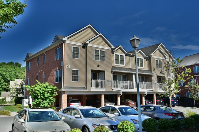 Foto del edificio - The Village at Sun Valley