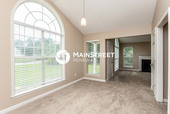 Foto del edificio - 3 Bedroom Pet-Friendly Home in Ellenwood, ...