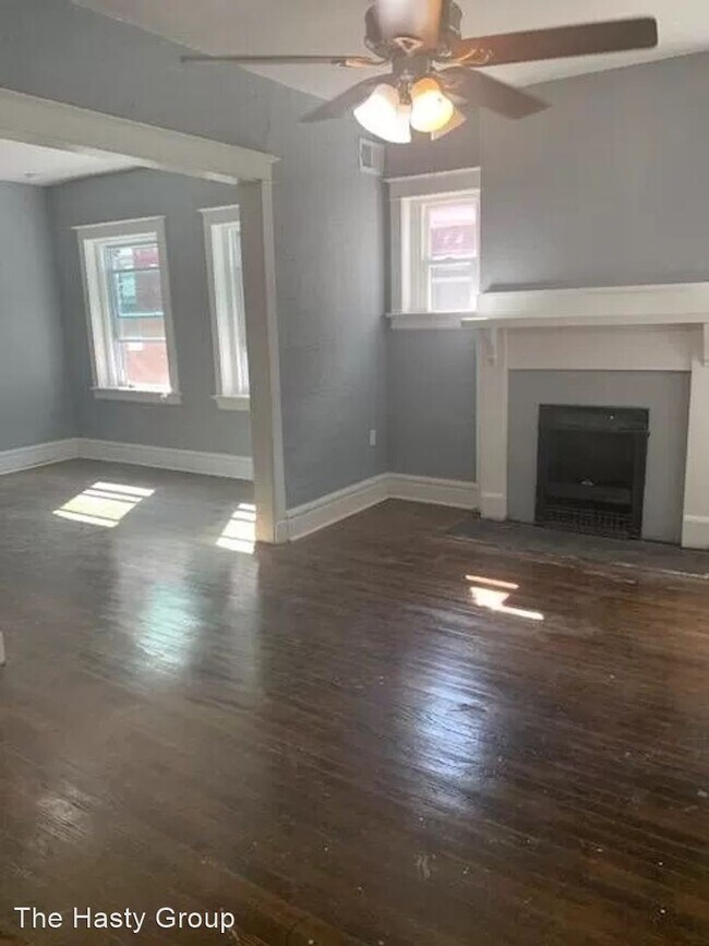 Building Photo - 2 br, 1 bath House - 4419 Independence Ave...