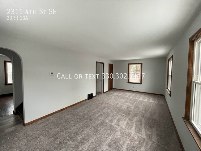Building Photo - Two bedroom One bathroom bungalow for rent