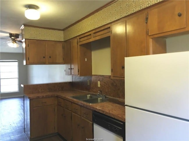 Building Photo - 3919 Olive St