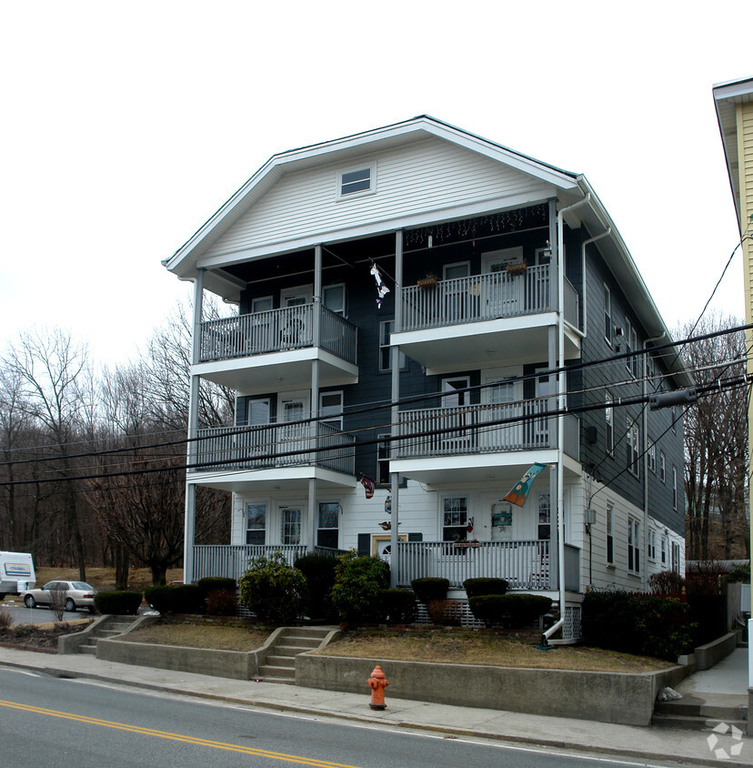 Building Photo - 293 Manville Rd