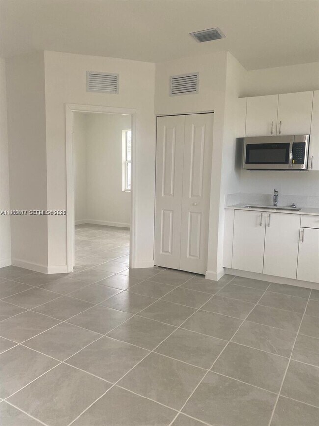 Building Photo - 28857 SW 163rd Ct