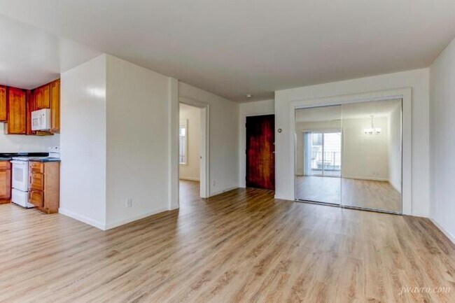 Building Photo - 1 bedroom in San Francisco CA 94112