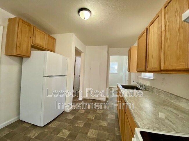 Foto del edificio - 3042 Fulton St