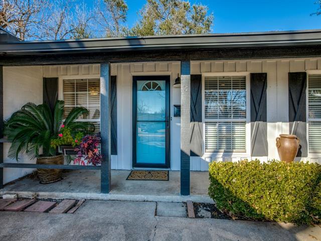 Building Photo - 3315 High Lark Dr