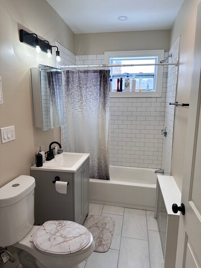 Foto del edificio - 14 Lincoln Rd