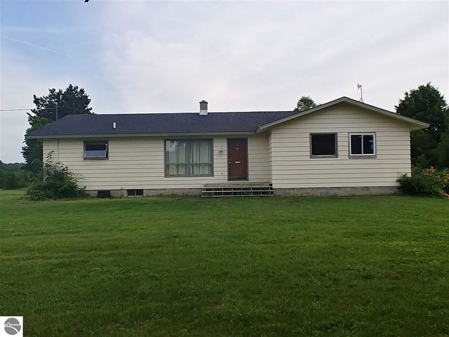 Building Photo - 4809 Grace Rd