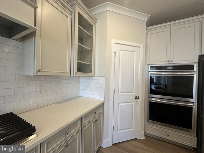 Building Photo - 34273 Graham Cir