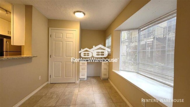 Foto del edificio - Private, 1bed/1bath condo in the Greenway ...