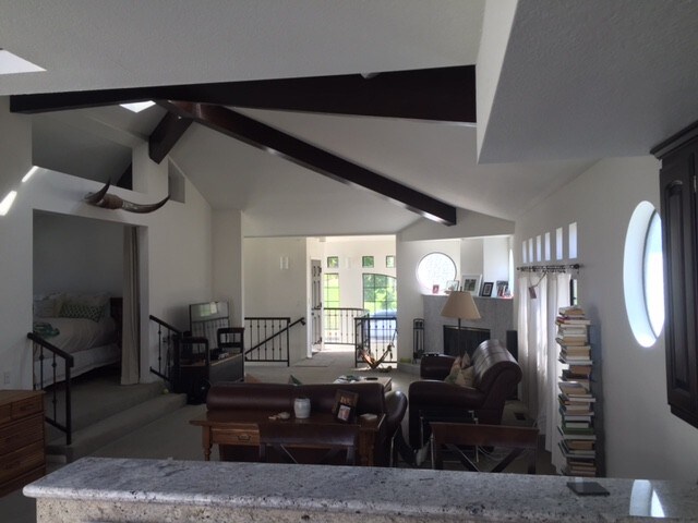 Foto del edificio - 117 N Lucia Ave