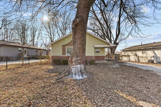 Foto del edificio - 345 Gimber Ct