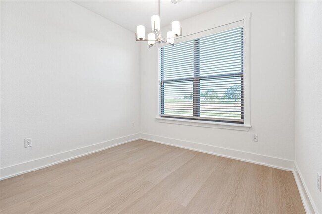 Foto del edificio - 7004 SW Orange Ave