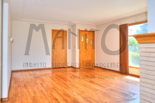 Foto del edificio - Large Centrally Located Duplex