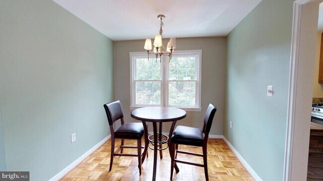 Foto del edificio - 1411 Belle View Blvd