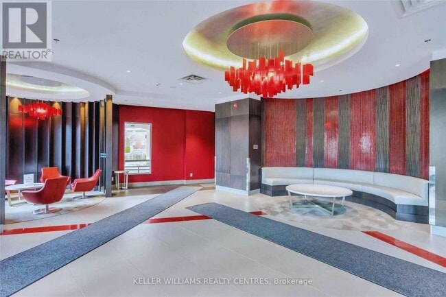 Building Photo - 540 Bur Oak Ave