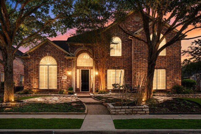 Foto del edificio - 433 Martel Ln