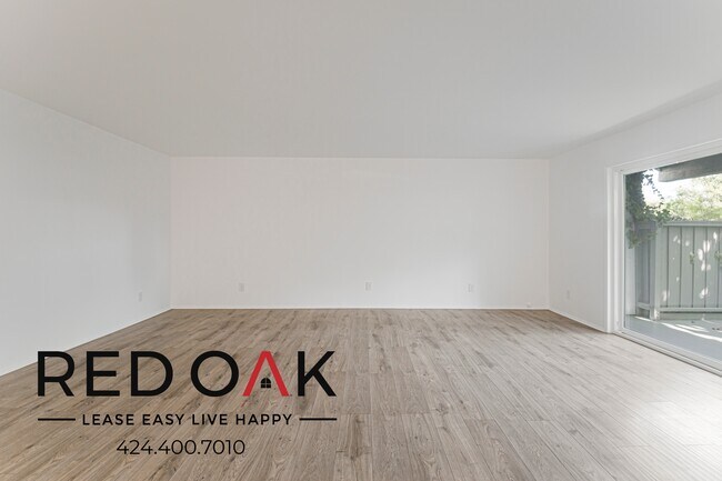 Foto del edificio - 4433 Colbath Ave