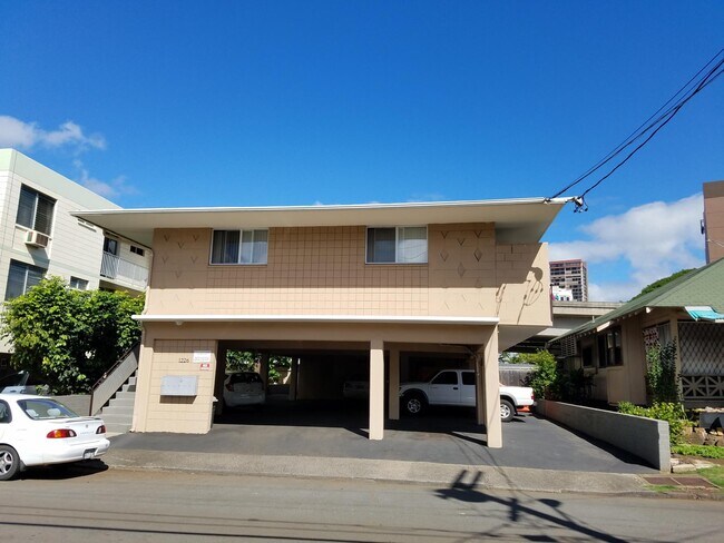 Foto del edificio - 1226 Matlock Ave