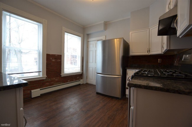 Building Photo - 5 br, 2 bath  - 45 Kilsyth Rd