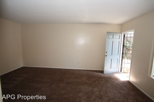 Foto del edificio - 12561 Camus Ln