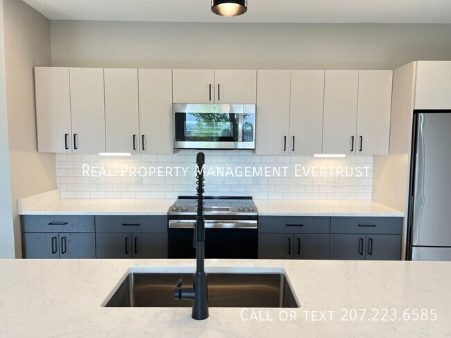 Foto del edificio - 20 Upper Falls Rd