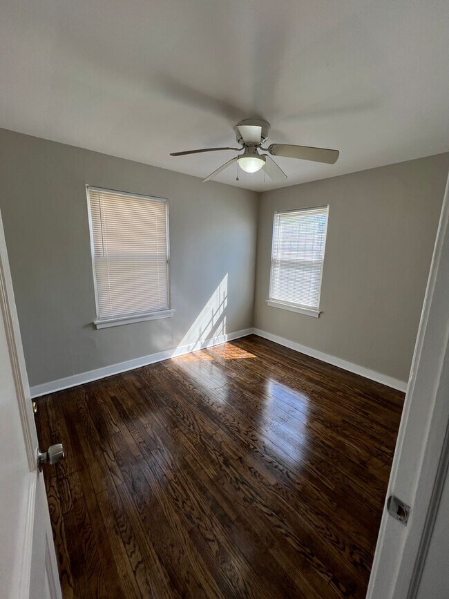 Foto del edificio - Welcome to your new home! Discover 10123 S...