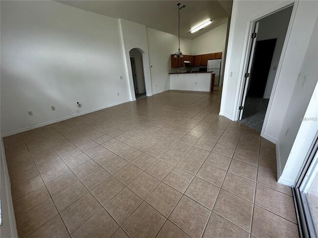 Building Photo - 4795 Cumbrian Lakes Dr