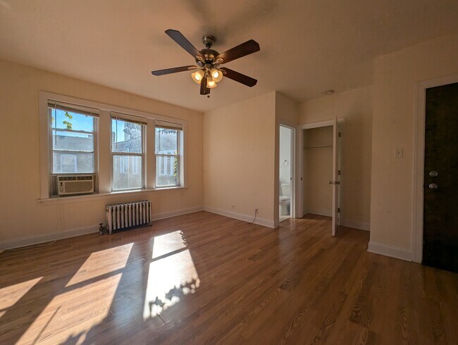 Foto del edificio - 2600 N Kimball Ave