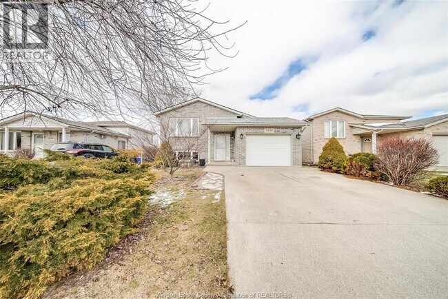 Photo du bâtiment - 3494 Caribou Crescent