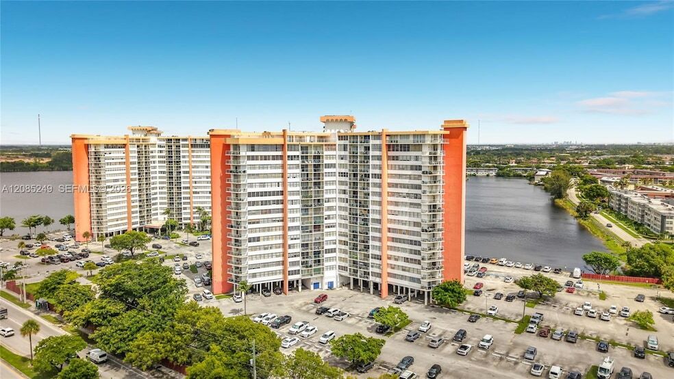 Photo - 1351 NE Miami Gardens Dr Unit 1414E