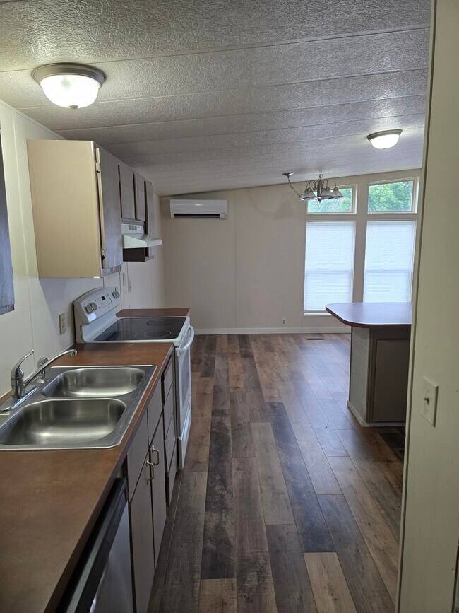 Foto del edificio - 536 NW 17th St